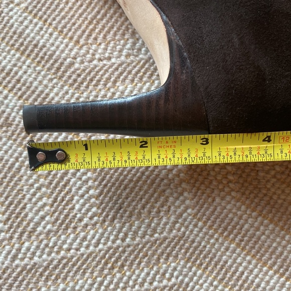 Ann Taylor “Rickie” Dark Chocolate Suede Ankle Boot, Size 8M - Picture 9 of 12